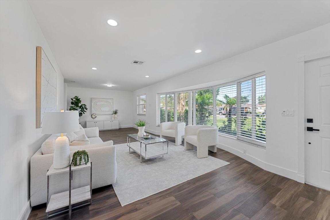 HOLLYWOOD HILLS AMEN PLAT - Residential