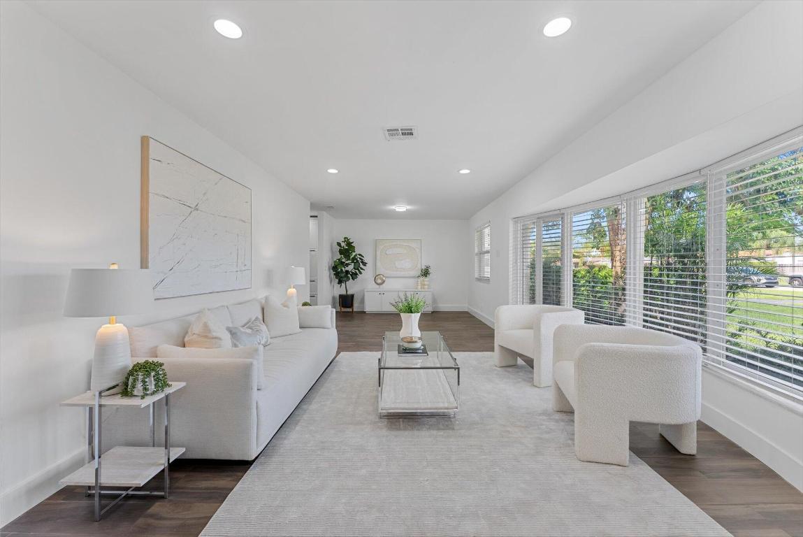 HOLLYWOOD HILLS AMEN PLAT - Residential