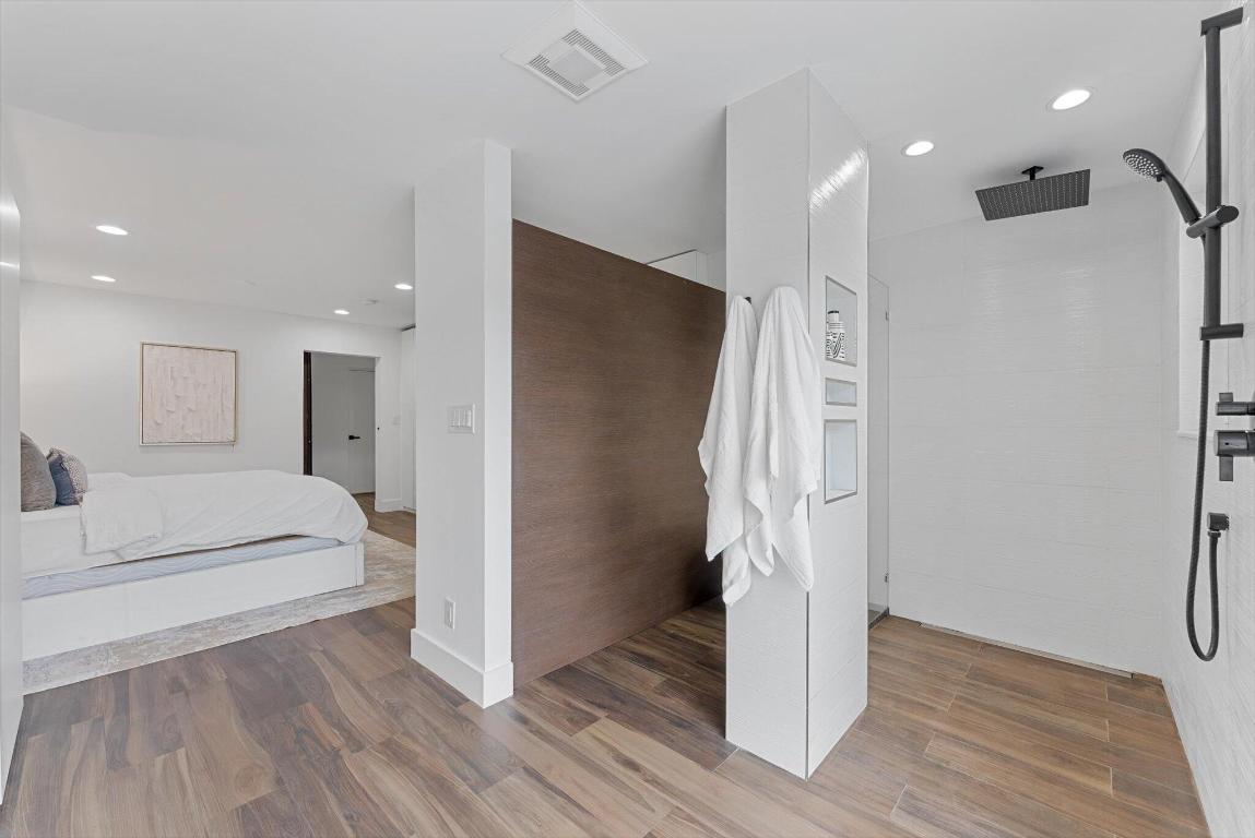 HOLLYWOOD HILLS AMEN PLAT - Residential