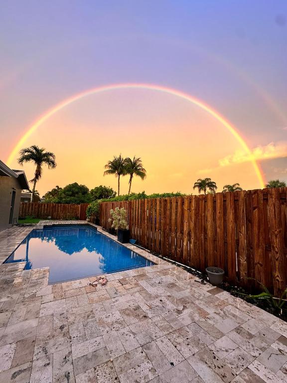 HOLLYWOOD HILLS AMEN PLAT - Residential