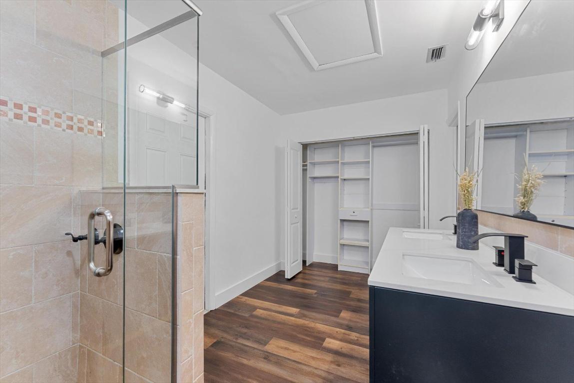 HOLLYWOOD HILLS AMEN PLAT - Residential