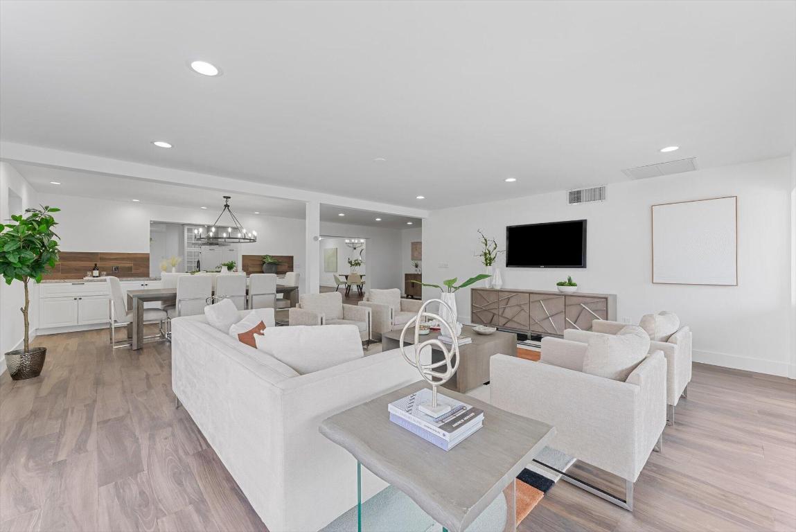 HOLLYWOOD HILLS AMEN PLAT - Residential