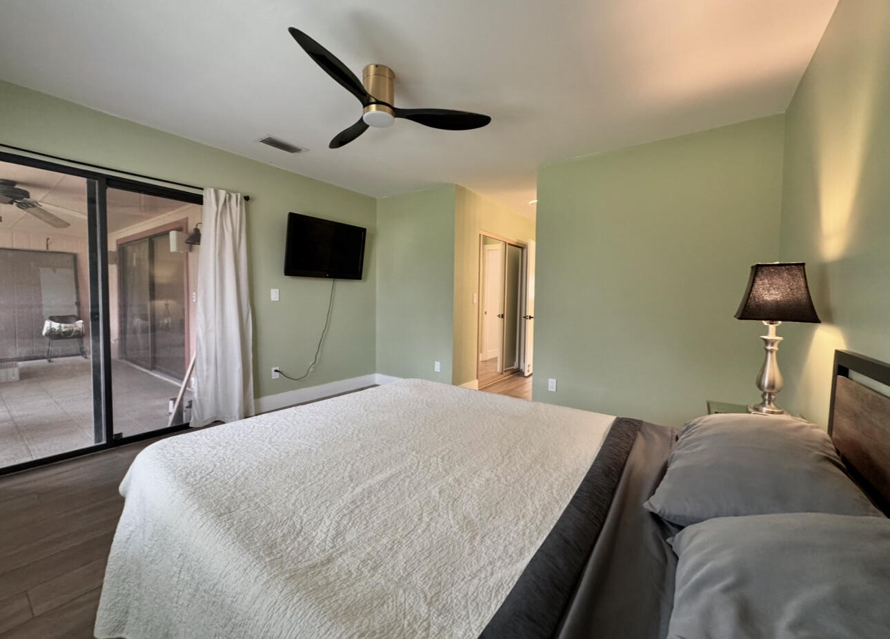 BOYNTON LAKES 3-B - Residential Lease