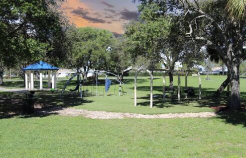 BOYNTON LAKES 3-B - Residential Lease