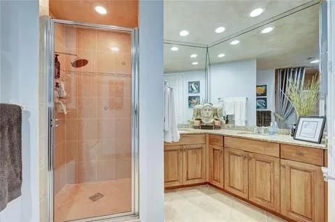 Watergarden Condo - Residential Lease