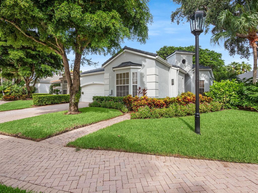 Photo of 320 Sunset Bay Lane, Palm Beach Gardens, FL 33418 (MLS # R11010223)