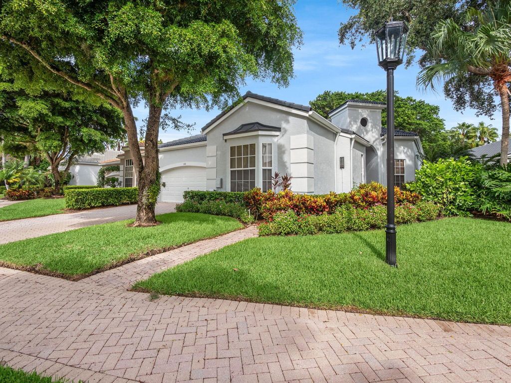 Photo of 320 Sunset Bay Lane, Palm Beach Gardens, FL 33418 (MLS # R11010223)
