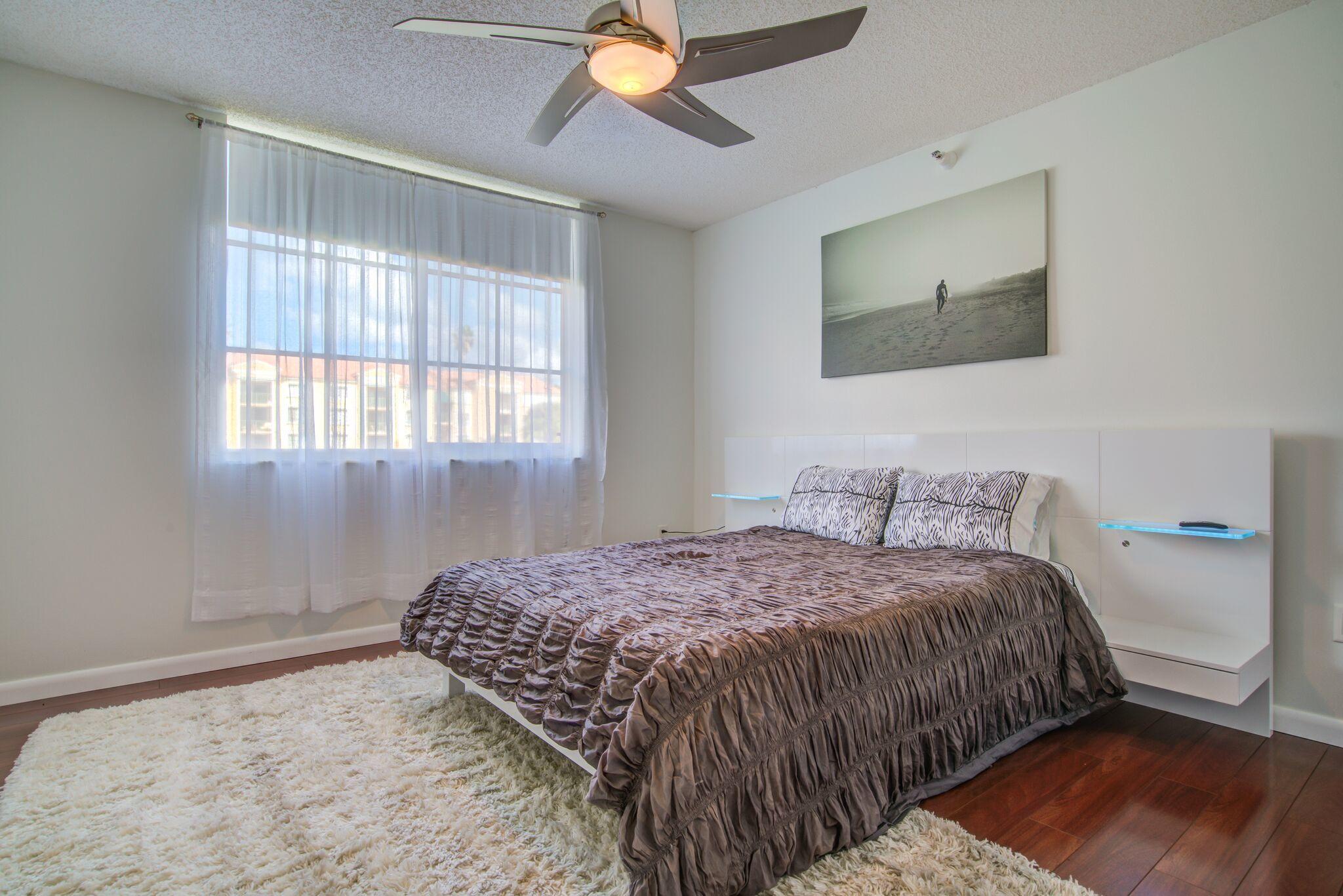 157 Yacht Club Way 106, Hypoluxo, FL, 33462/$300,000 3 157 Yacht Club Way 106