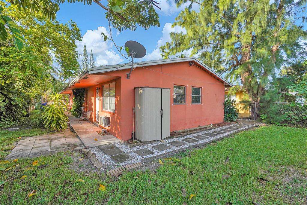 WOODLAWN - Residential Income