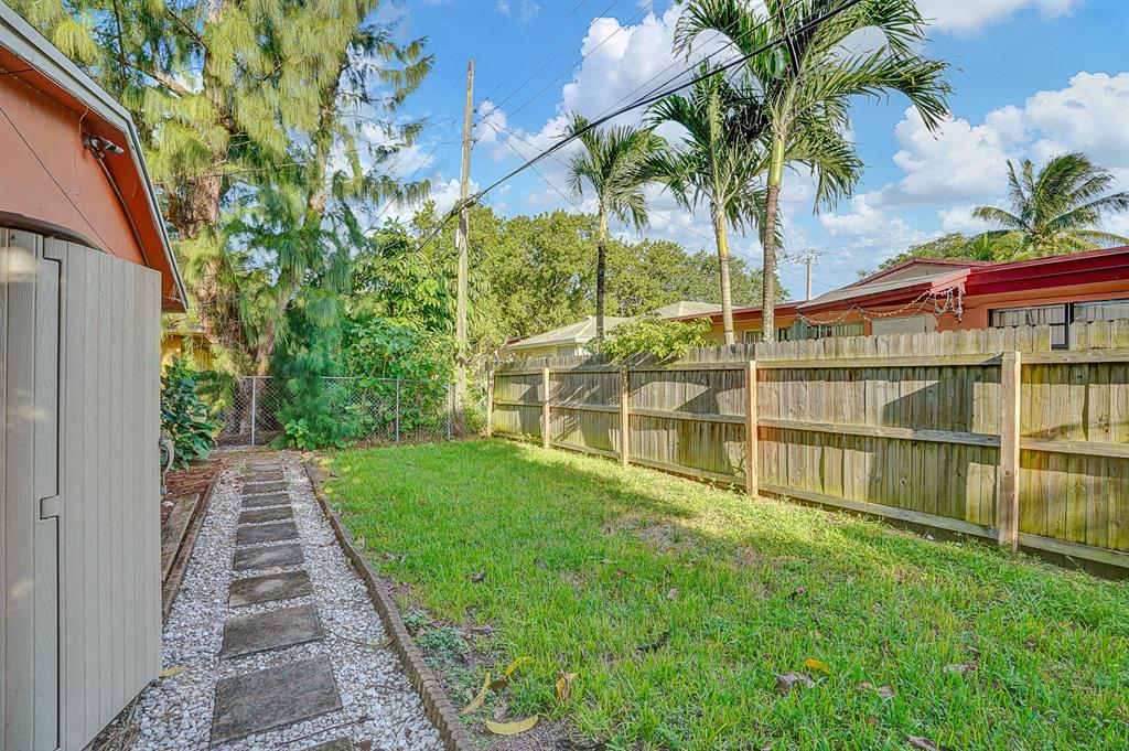 WOODLAWN - Residential Income