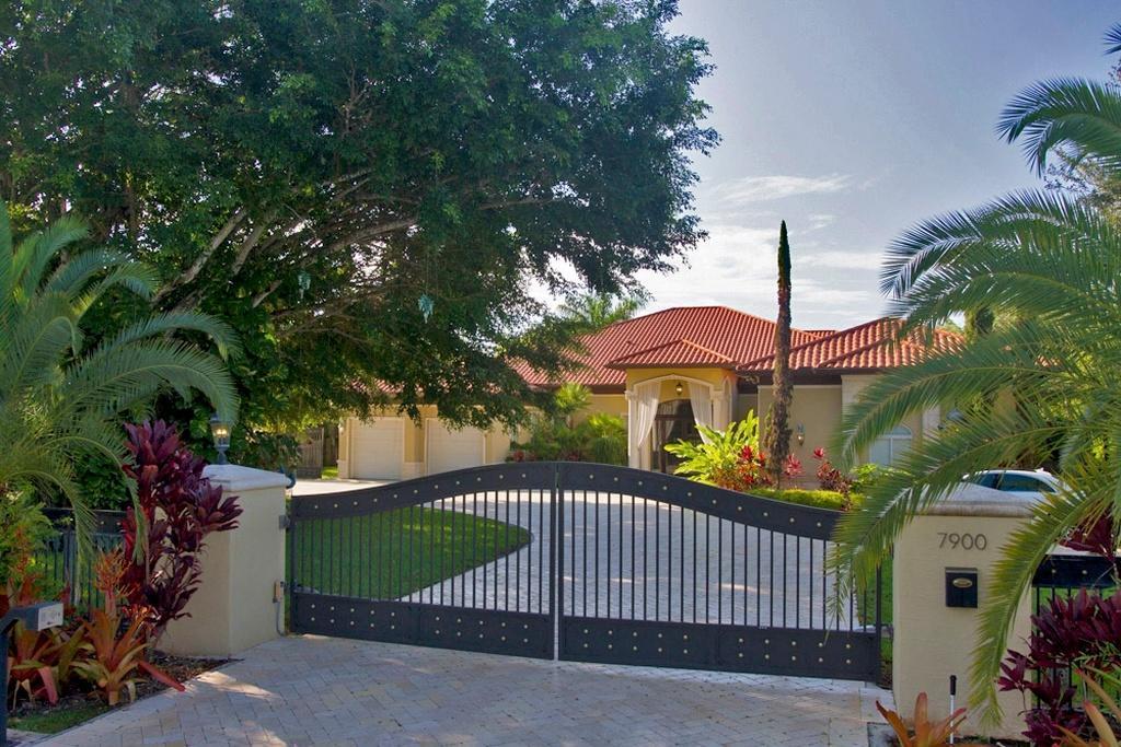 SUNILAND ESTATES - Residential