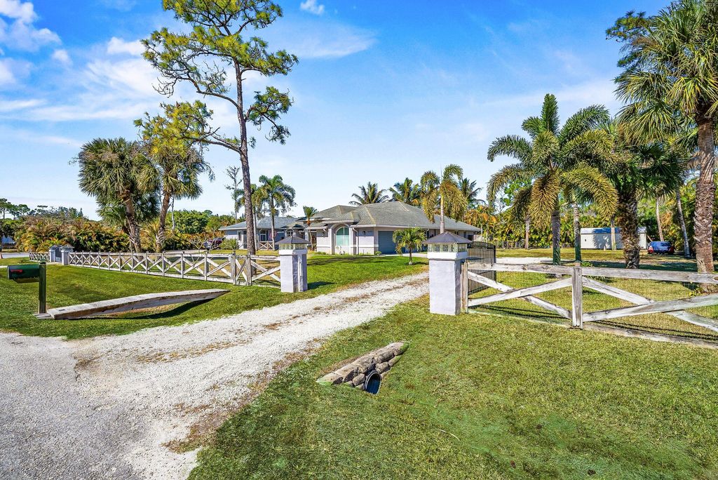 Photo of 15929 86th Road N, Loxahatchee, FL 33470 (MLS # R11165945)