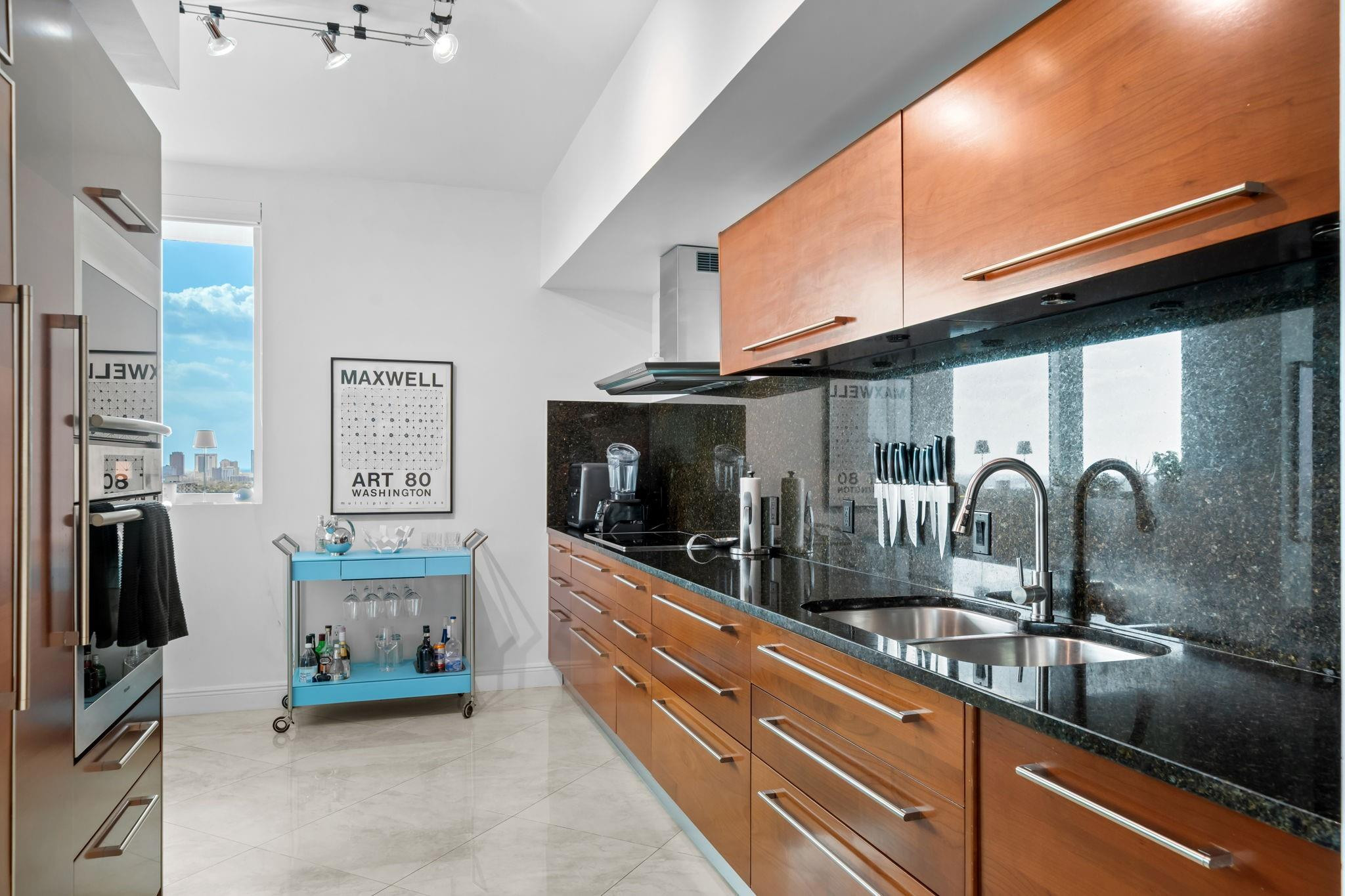 Las Olas Beach Club - Residential Lease