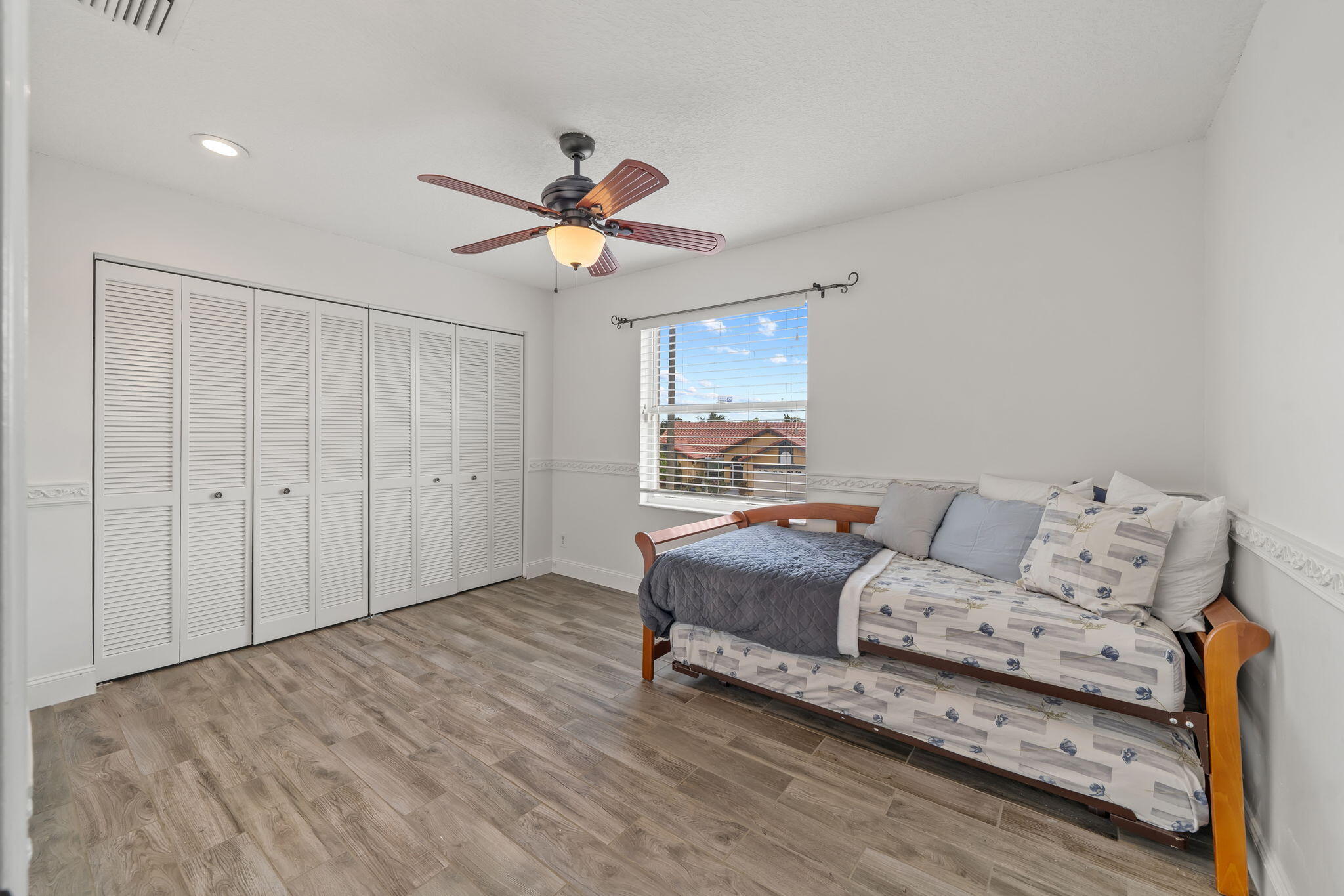 WELLINGTON TR 43 - Residential