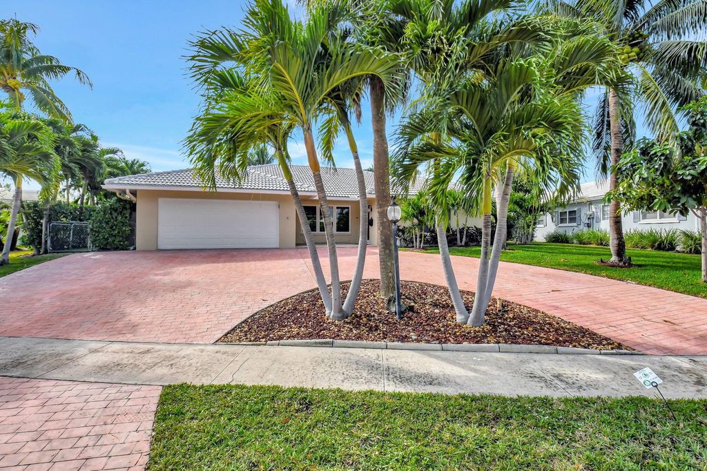 Photo of 850 Holly Lane, Boca Raton, FL 33486 (MLS # R11048475)