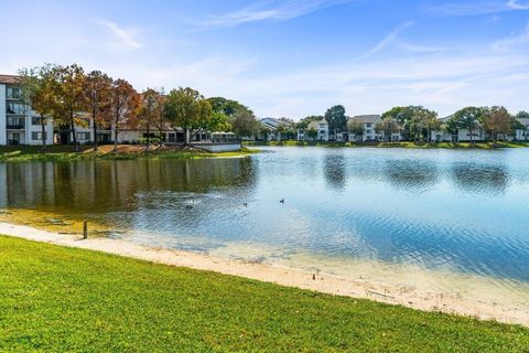 5380 Cedar Lake Drive 303 Boynton Beach FL 33437