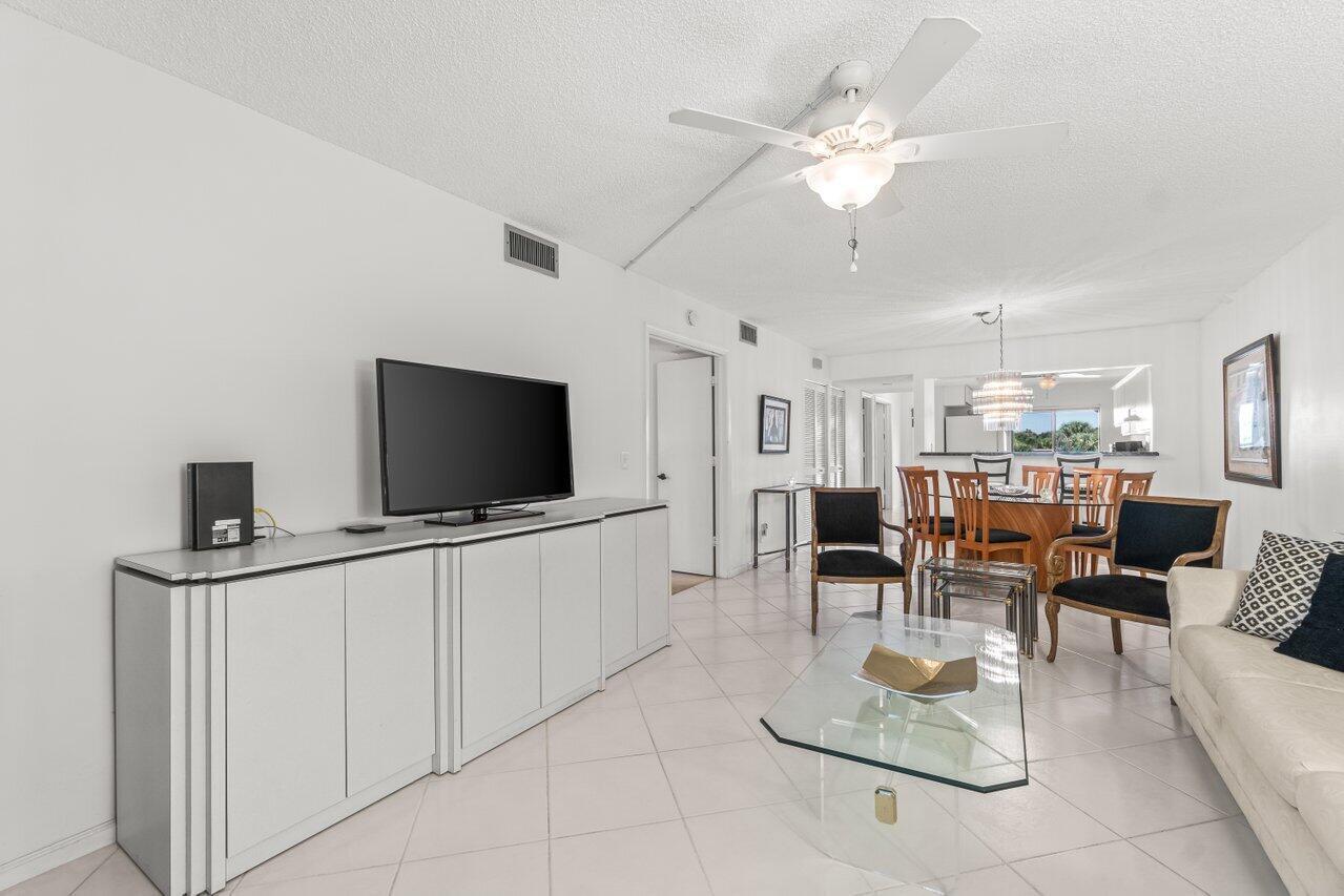Properties 5380 Cedar Lake Drive 303