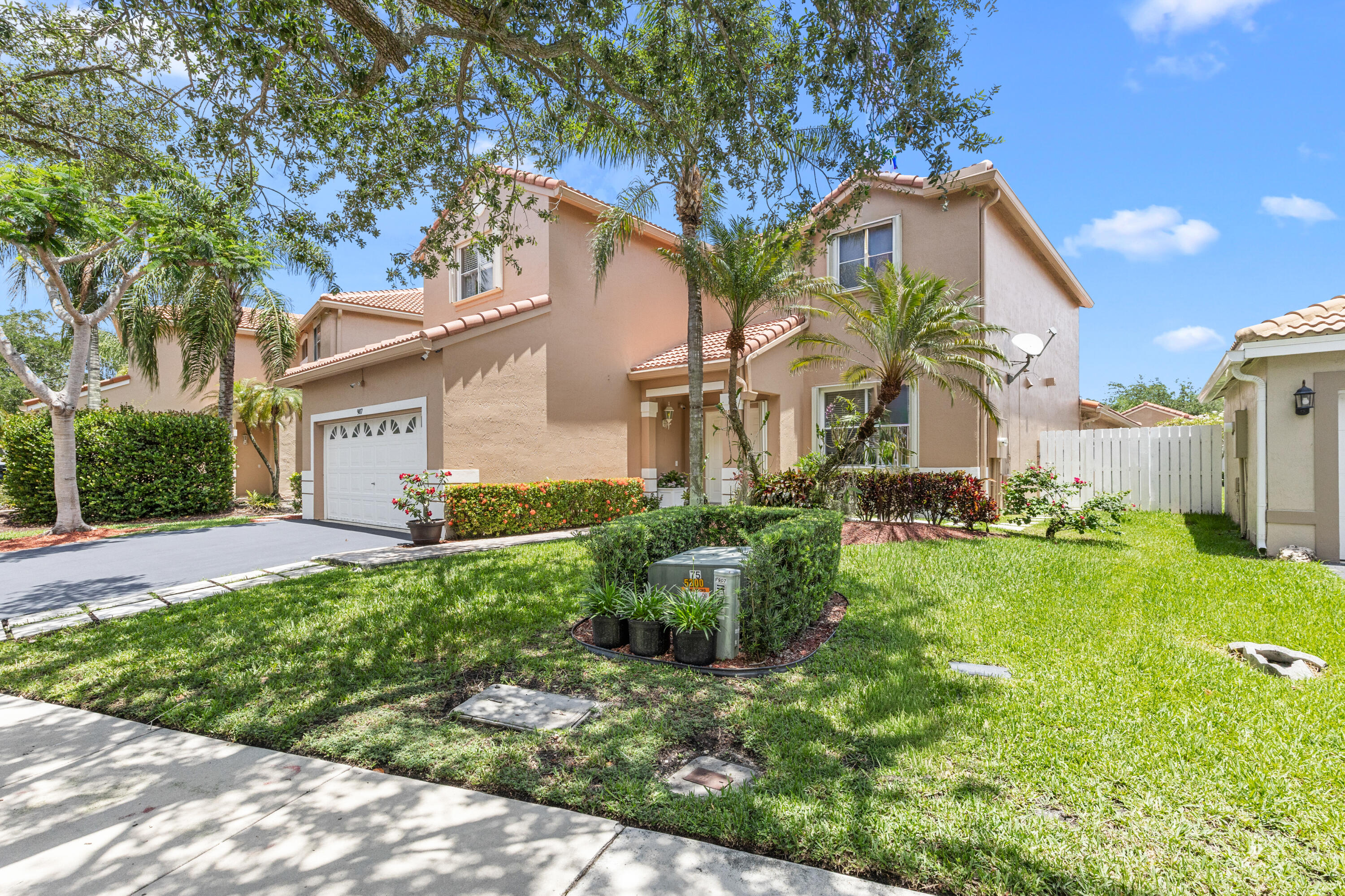 North Lakes - Residential
