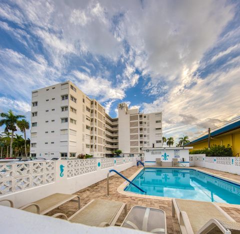 A home in Lake Worth Beach