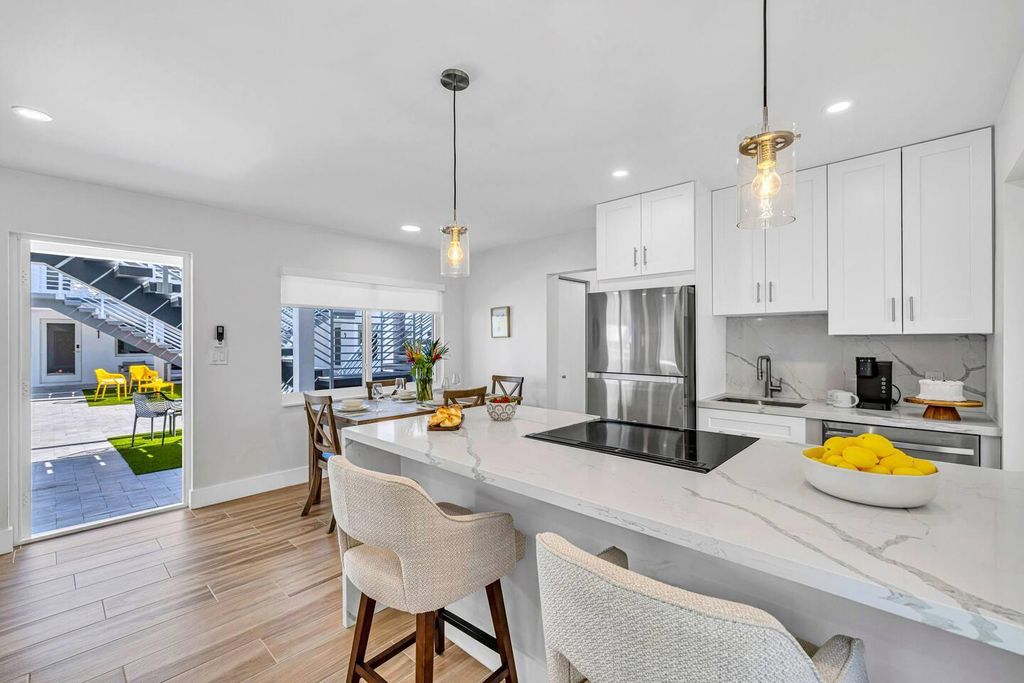 Photo of 347 N Birch Road #1-9, Fort Lauderdale, FL 33304 (MLS # B26025358)