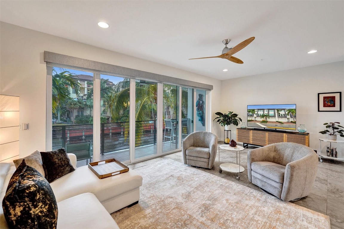 Pointe @ Middle River - Residential