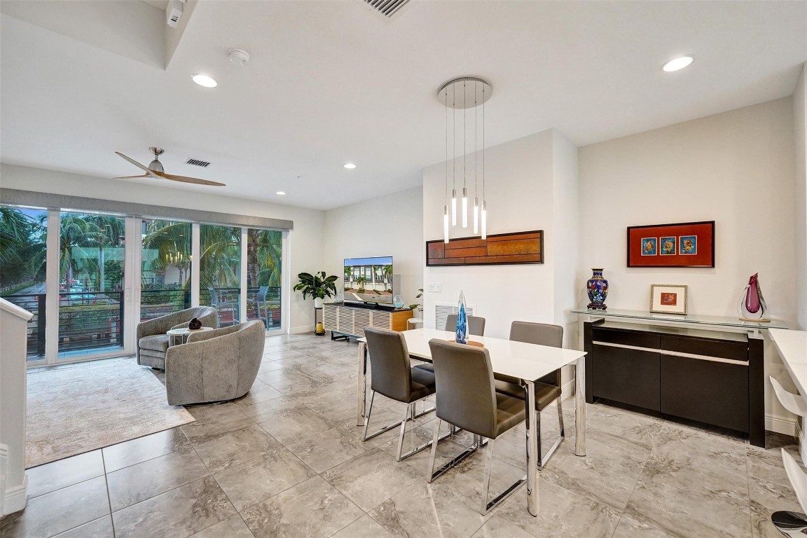 Pointe @ Middle River - Residential