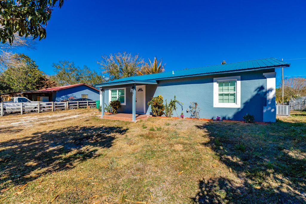 Photo of 3559 NW 4th Street, Okeechobee, FL 34972 (MLS # R11160401)