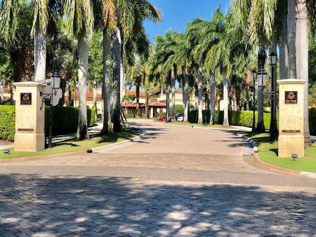 OLD PALM - Residential