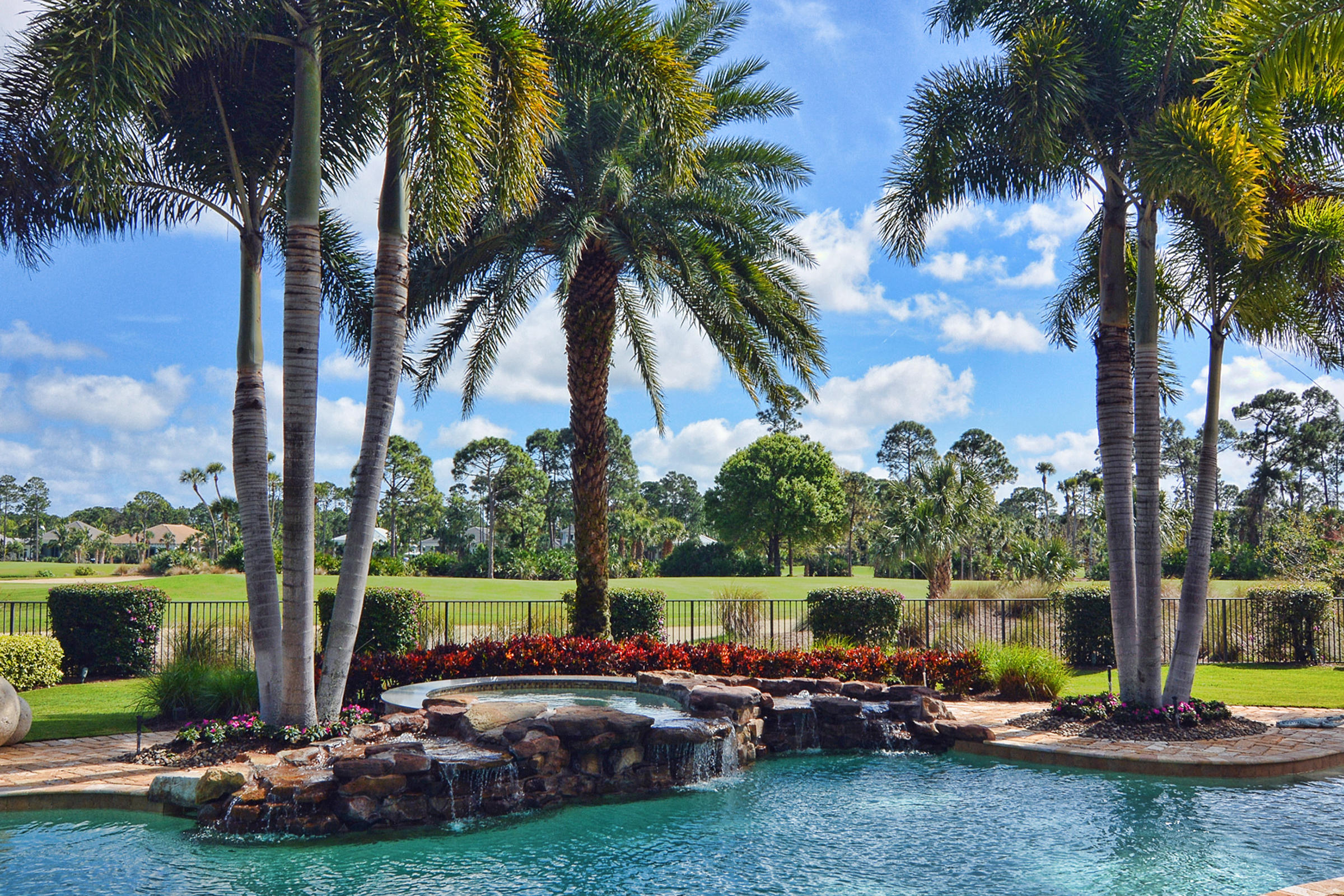 OLD PALM - Residential