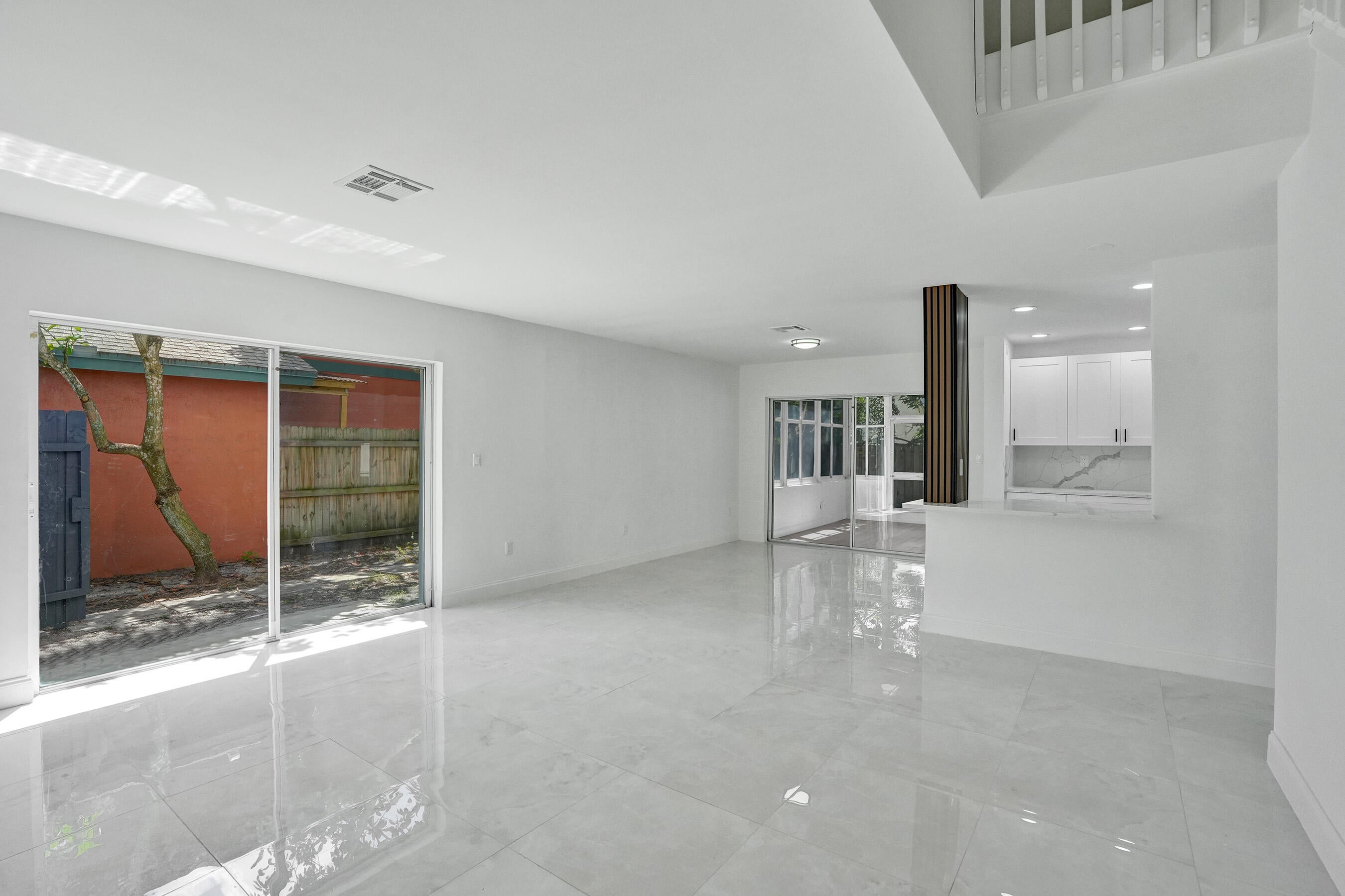 9740 SW 14TH Street