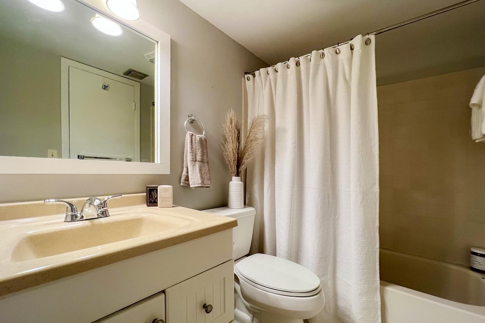 Middle River Homes Condo - Residential Lease