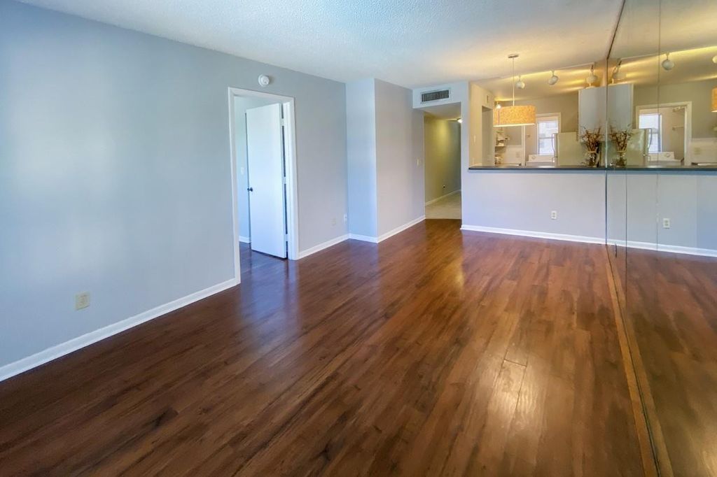 Photo of 2965 NE 8th Terrace #203, Oakland Park, FL 33334 (MLS # F10530586)