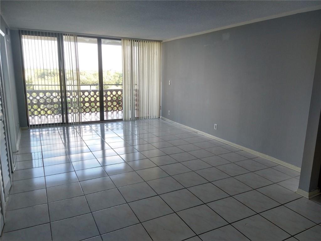 Inverrary Gardens Condo I - Residential Lease