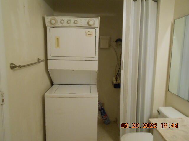 CROSSINGS OF BOYNTON BEACH CONDO - Residential