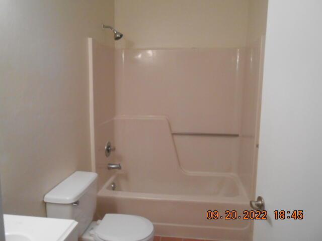 CROSSINGS OF BOYNTON BEACH CONDO - Residential