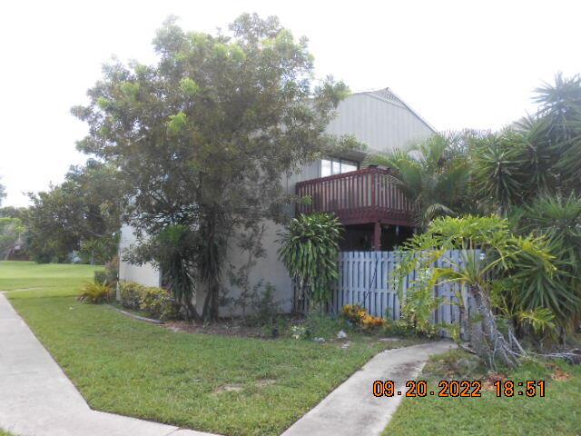 CROSSINGS OF BOYNTON BEACH CONDO - Residential