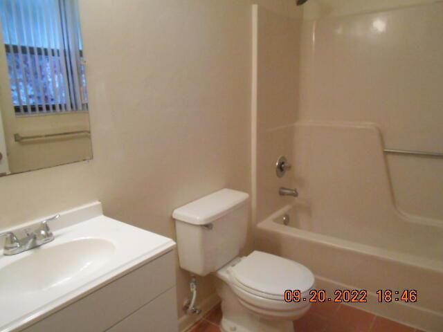 CROSSINGS OF BOYNTON BEACH CONDO - Residential