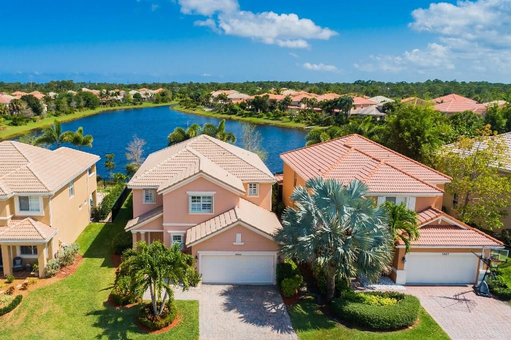 Photo of 7655 SE Heritage Blvd, Hobe Sound, FL 33455 (MLS # F10324726)