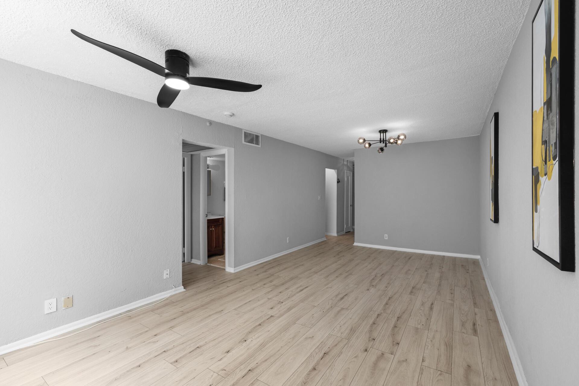2400 NE 33rd Avenue 112