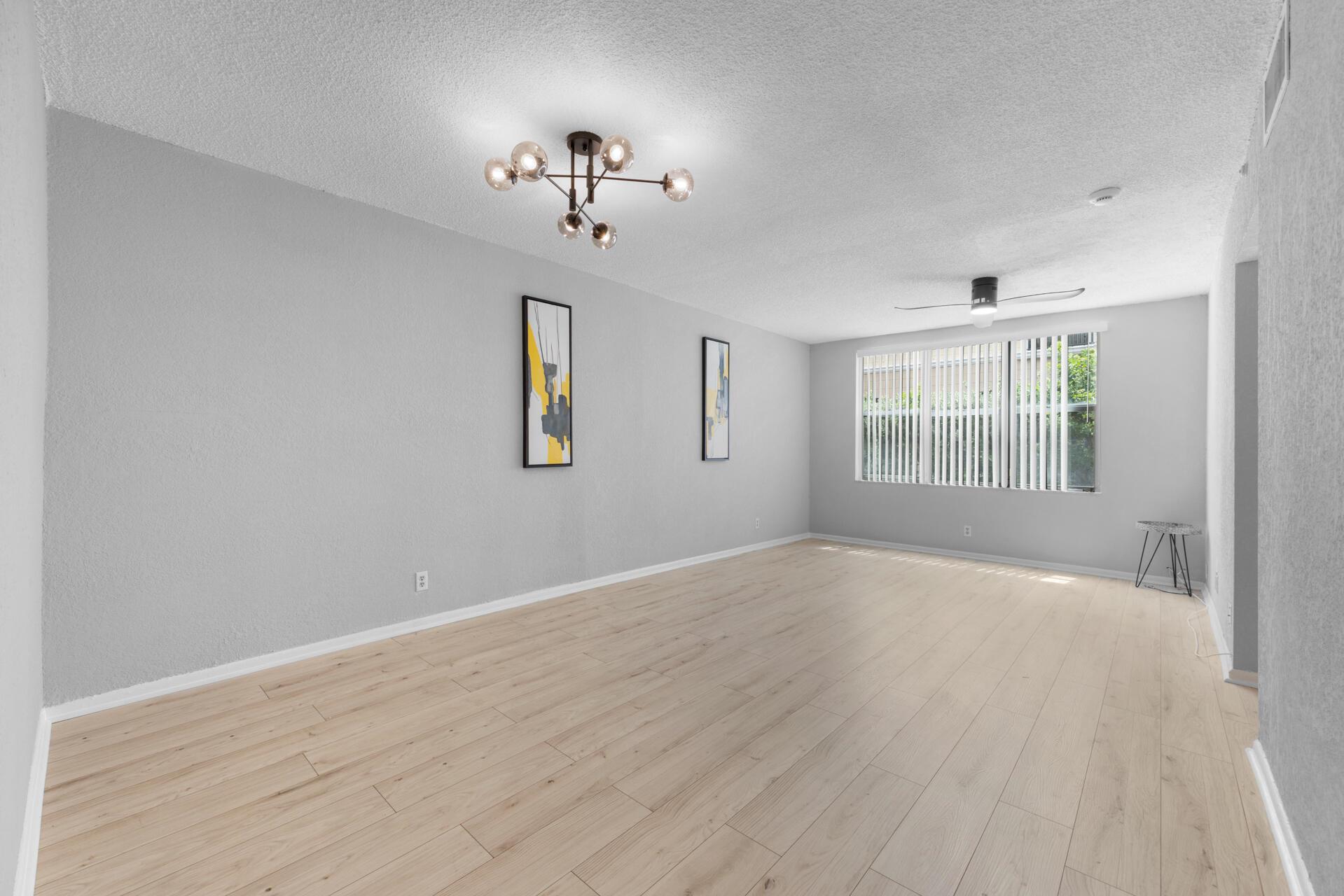 2400 NE 33rd Avenue 112