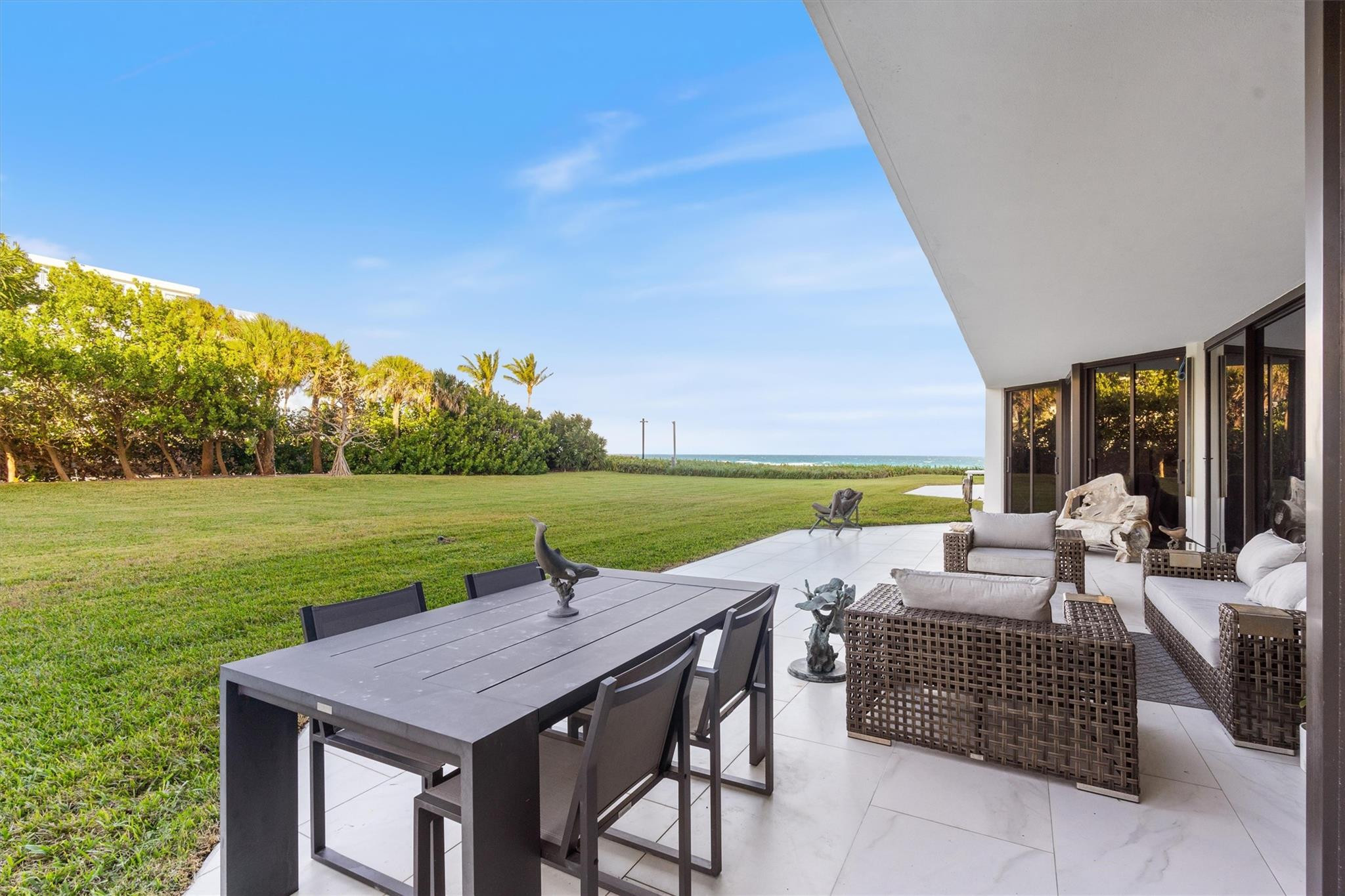PALM BEACH HAMPTON CONDO - Residential