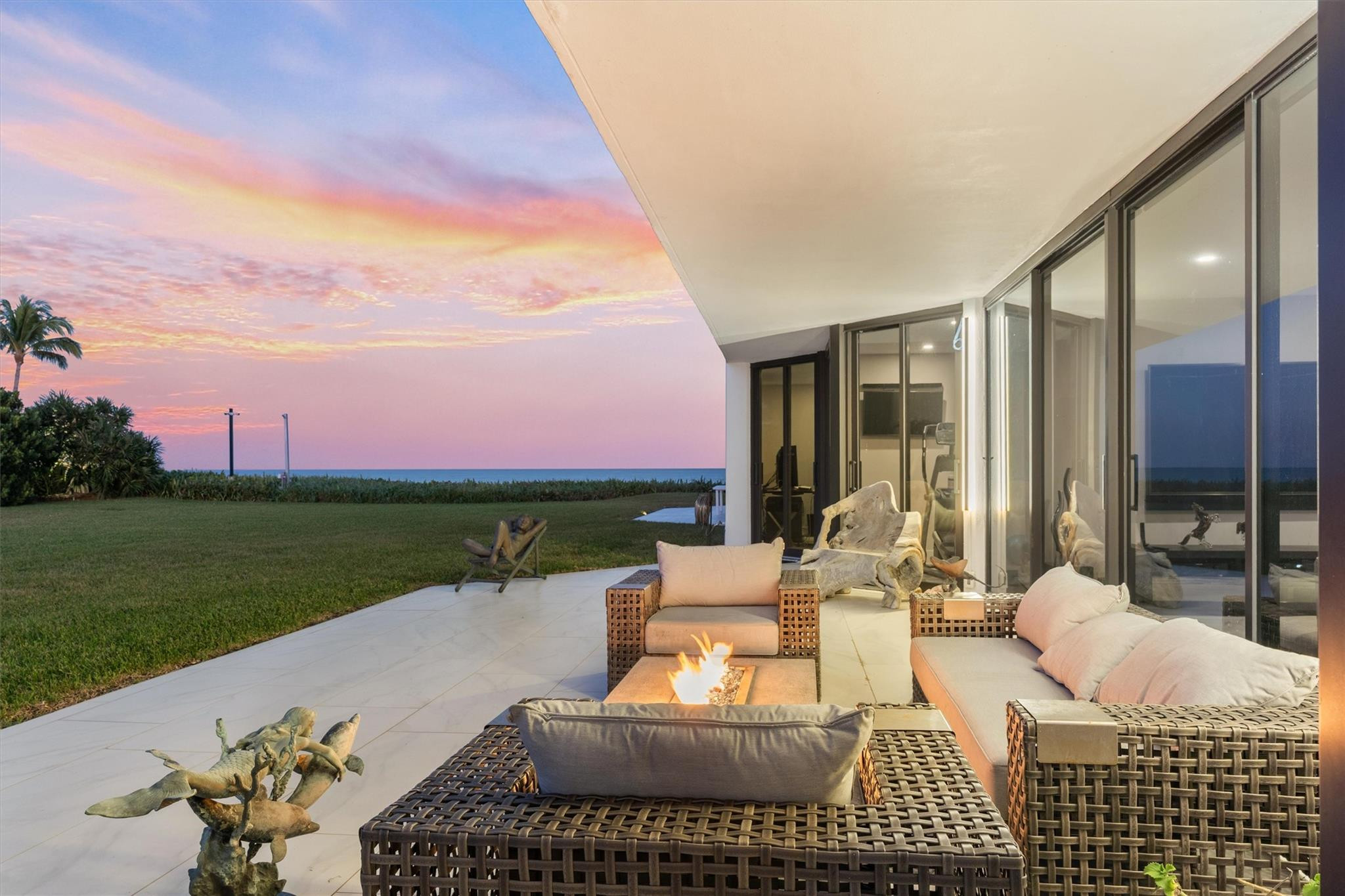 PALM BEACH HAMPTON CONDO - Residential