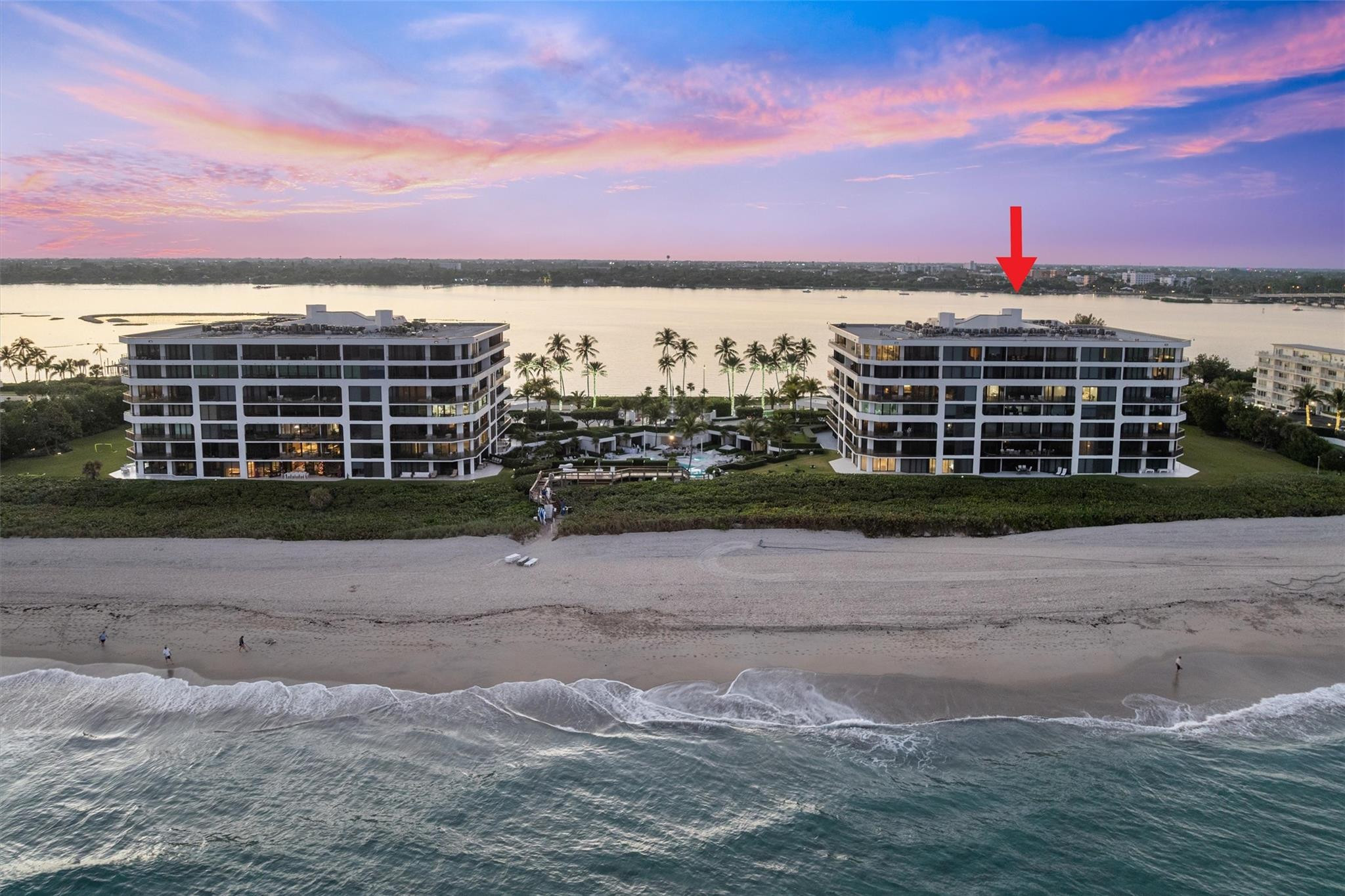 PALM BEACH HAMPTON CONDO - Residential