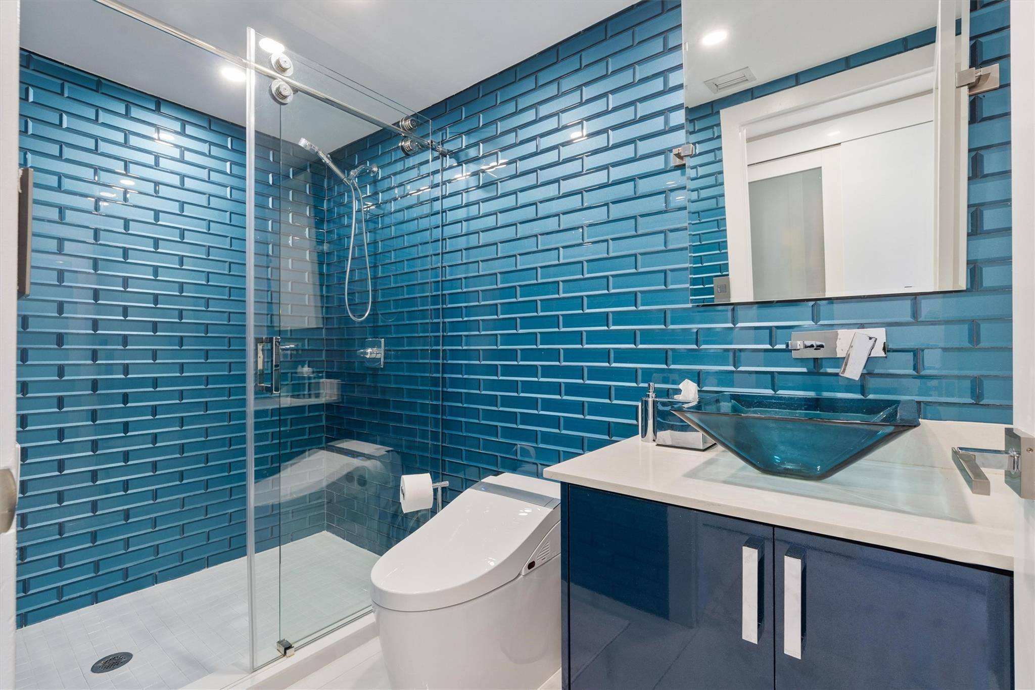 PALM BEACH HAMPTON CONDO - Residential