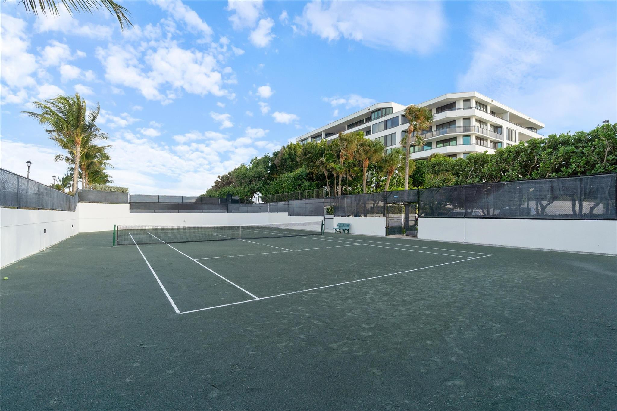 PALM BEACH HAMPTON CONDO - Residential