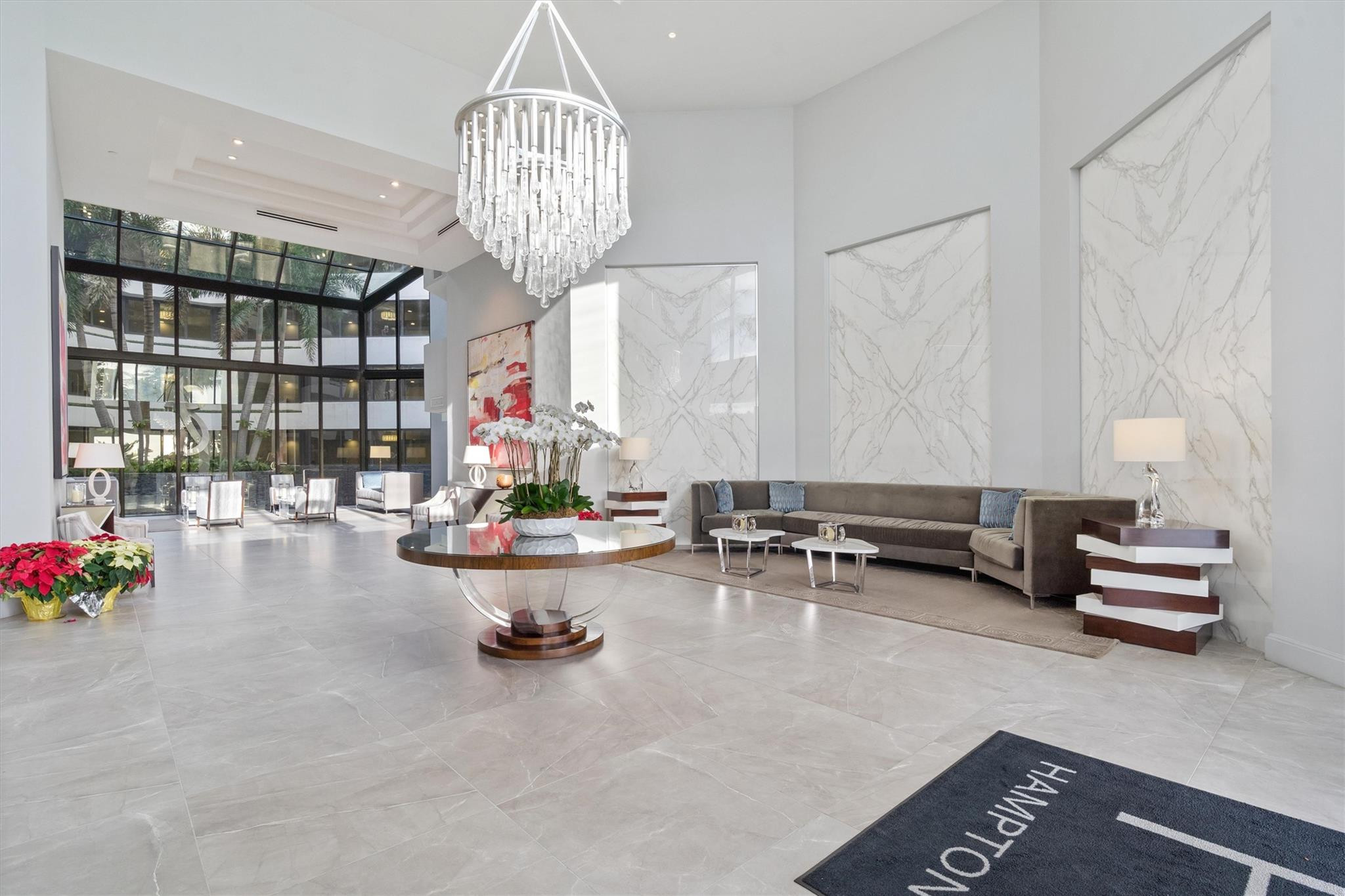 PALM BEACH HAMPTON CONDO - Residential