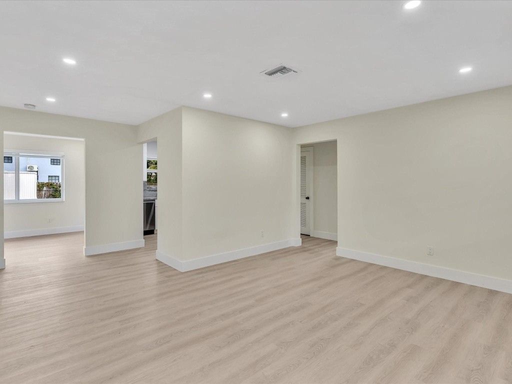 Photo of 21 SE 11th Street, Dania Beach, FL 33004 (MLS # F10548438)