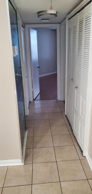 LAKE POINTE CONDOMINIUM N - Residential Lease