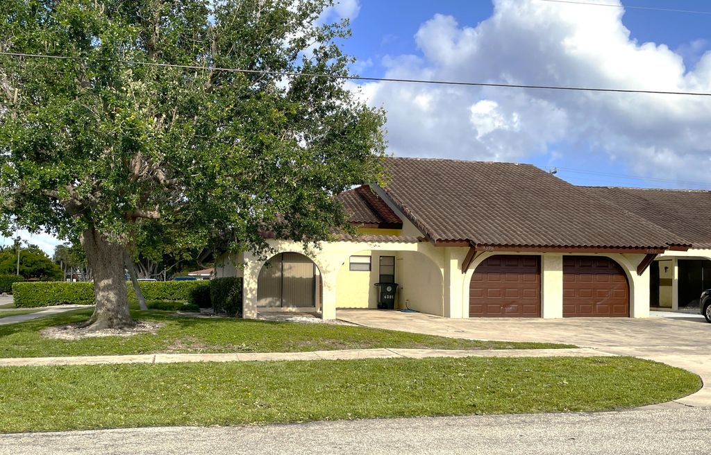 Photo of 4398 NE 5th Avenue #5, Boca Raton, FL 33431 (MLS # B26015272)