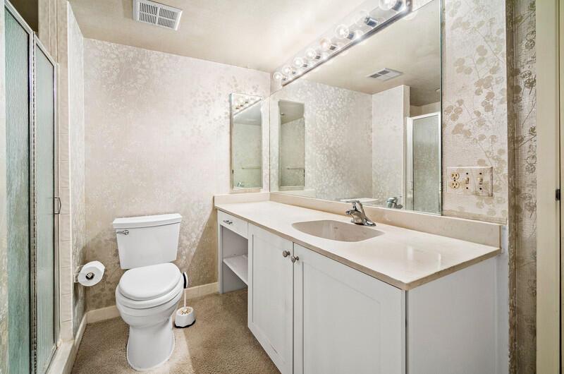 LANDS OF THE PRESIDENT/CO - Residential